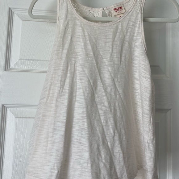 Ivory lace flowy tank - Picture 1 of 2
